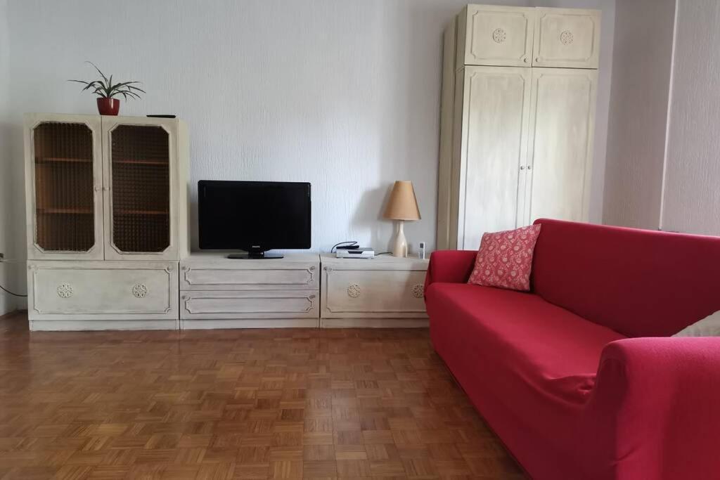Apartment Sanja Near The Sea, Spacious And Green :) بولا المظهر الخارجي الصورة